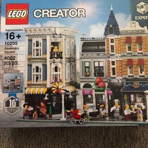 Lego Creator Assembly Square 10255
